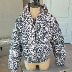 Adika Leopard Puffer Jacket 🐆- Small